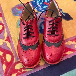 La Veintinueve retro shoes